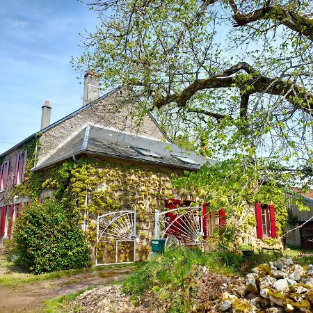 Bed and Breakfast La Ferme Des Douceurs Cervon Exterior foto